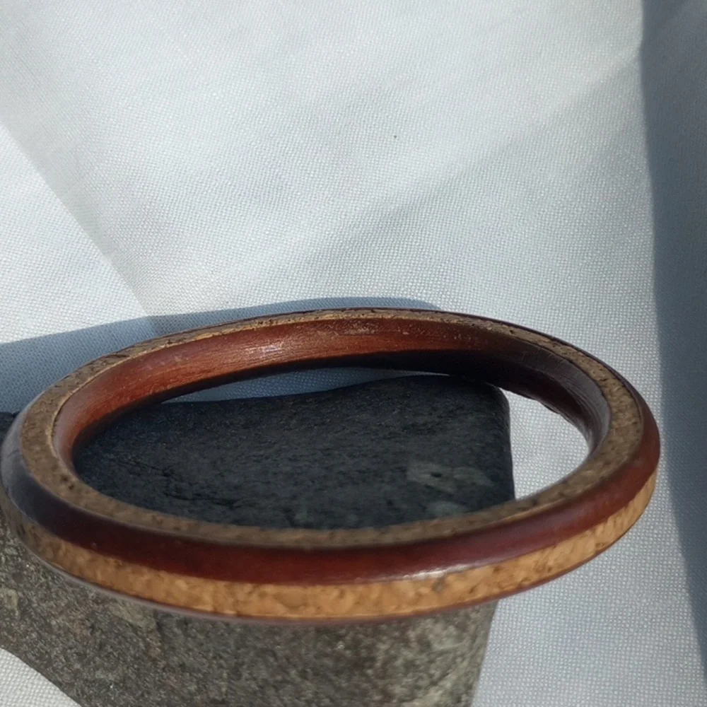 Vintage '70s cork inlay wood bangle
